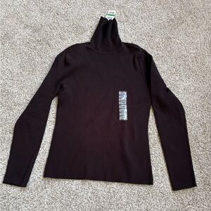 Fitted Black Long Sleeve Tee NWT